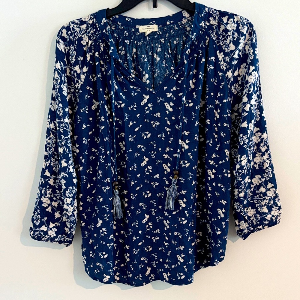 Mason & Belle Stitch Fix  Blue Floral Pullover Rayon Blouse Tassels Size S